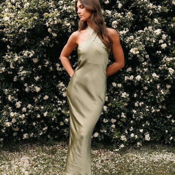 Elegant Olive Green Halter Dress Petal and Pup Grasie - Picture 3 of 3